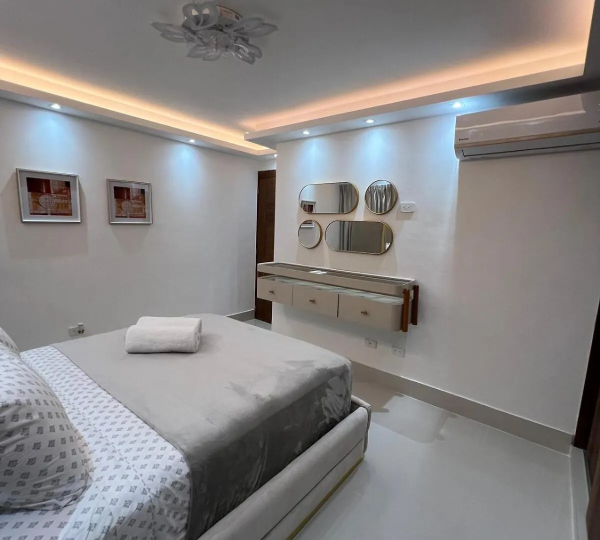 Beautiful Luxurious Apart With Mountain View Santiago De Los Caballeros 0*,  Den Dominikanske Republik